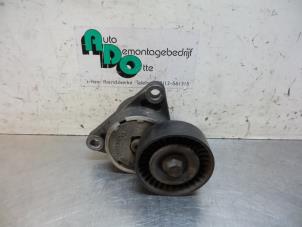 Gebruikte Spanrol Multiriem Chevrolet Kalos (SF48) 1.4 16V Prijs € 25,00 Margeregeling aangeboden door Autodemontagebedrijf Otte