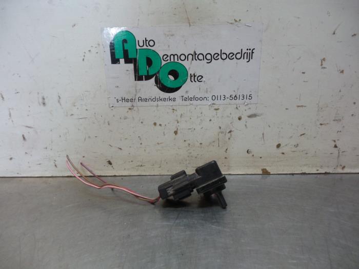 Gebruikte Map Sensor (inlaatspruitstuk) Mazda Premacy 1.8 16V Prijs € 25,00 Margeregeling aangeboden door Autodemontagebedrijf Otte
