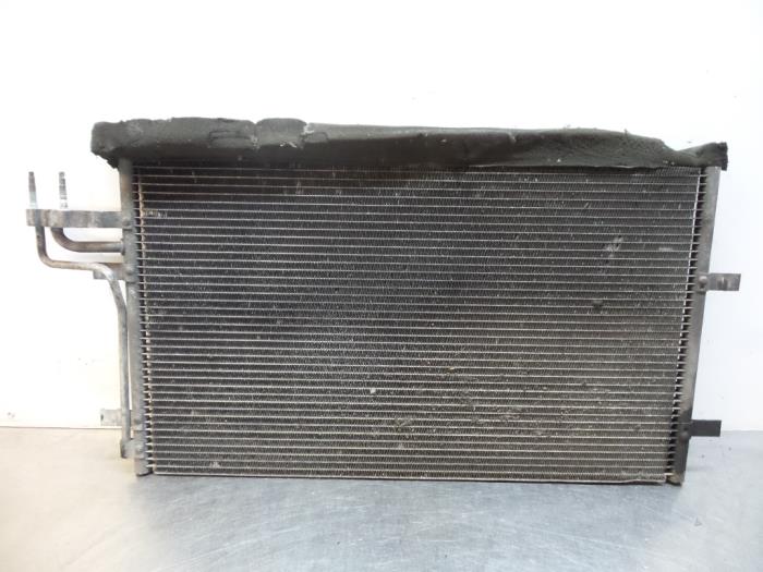 Gebruikte Airco Condensor Ford C-Max (DM2) 1.6 TDCi 16V 90 Prijs € 40,00 Margeregeling aangeboden door Autodemontagebedrijf Otte