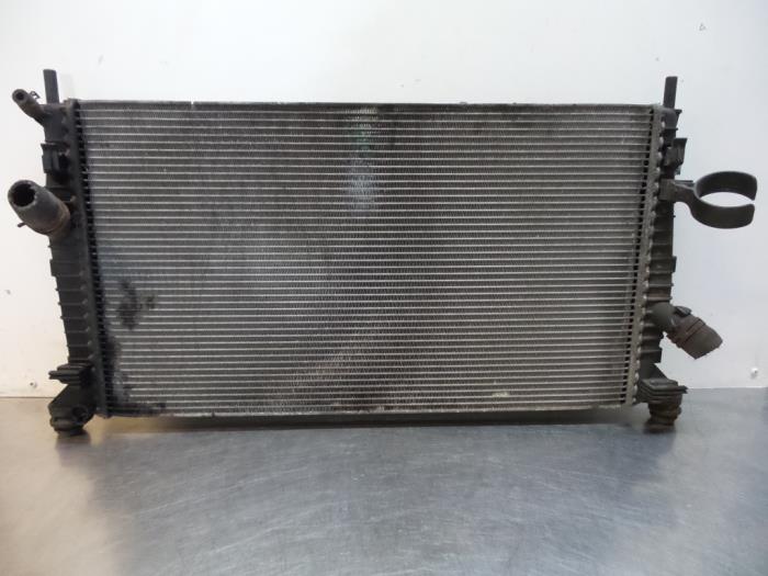Gebruikte Radiateur Ford C-Max (DM2) 1.6 TDCi 16V 90 Prijs € 40,00 Margeregeling aangeboden door Autodemontagebedrijf Otte
