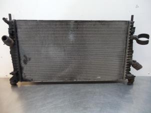 Gebruikte Radiateur Ford C-Max (DM2) 1.6 TDCi 16V 90 Prijs € 40,00 Margeregeling aangeboden door Autodemontagebedrijf Otte