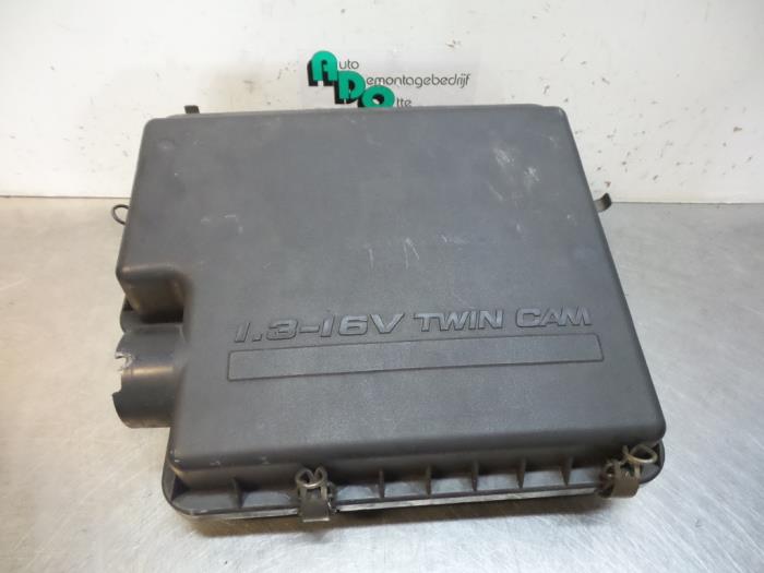 Gebruikte Luchtfilterhuis Daihatsu YRV (M2) 1.3 16V DVVT Prijs € 30,00 Margeregeling aangeboden door Autodemontagebedrijf Otte
