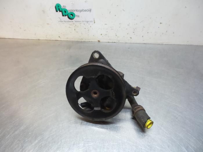 Gebruikte Servopomp Daihatsu YRV (M2) 1.3 16V DVVT Prijs € 40,00 Margeregeling aangeboden door Autodemontagebedrijf Otte