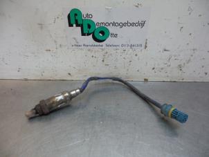 Gebruikte Lambda Sonde Mercedes CLK (C208) 3.2 320 V6 18V Prijs € 30,00 Margeregeling aangeboden door Autodemontagebedrijf Otte