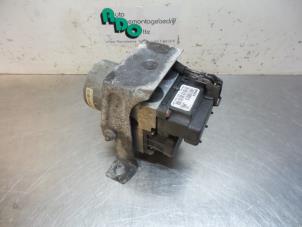 Gebruikte Computer ABS Smart City-Coupé 0.6 Turbo i.c. Smart&Pulse Prijs € 50,00 Margeregeling aangeboden door Autodemontagebedrijf Otte