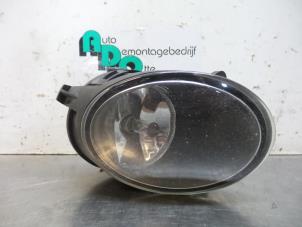 Gebruikte Mistlamp rechts-voor Audi A6 Quattro (C6) 3.2 V6 24V FSI Prijs € 25,00 Margeregeling aangeboden door Autodemontagebedrijf Otte