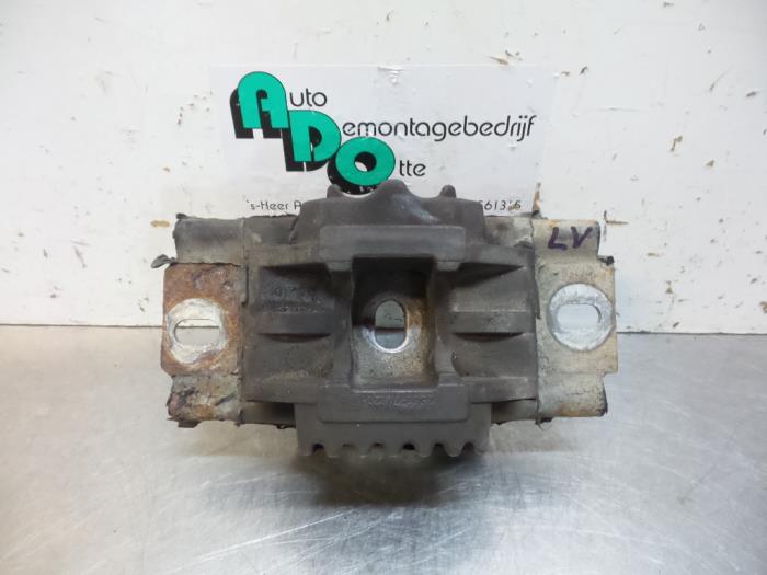Gebruikte Motorrubber Ford Fiesta 5 (JD/JH) 1.25 16V Prijs € 10,00 Margeregeling aangeboden door Autodemontagebedrijf Otte