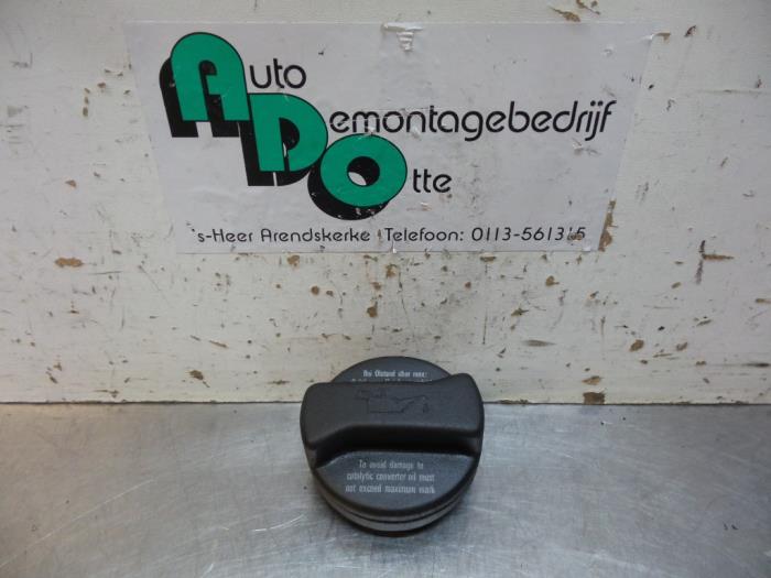 Gebruikte Oliedop Audi A3 (8L1) 1.8 20V Turbo Quatttro Prijs € 5,00 Margeregeling aangeboden door Autodemontagebedrijf Otte