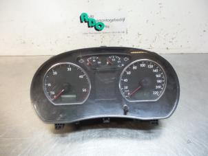 Gebruikte Cockpit Volkswagen Polo IV (9N1/2/3) 1.9 SDI Prijs € 35,00 Margeregeling aangeboden door Autodemontagebedrijf Otte