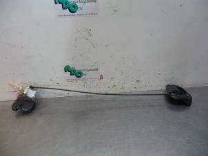 Gebruikte Diversen Mercedes CLK (C209) 3.2 320 V6 18V Prijs € 50,00 Margeregeling aangeboden door Autodemontagebedrijf Otte