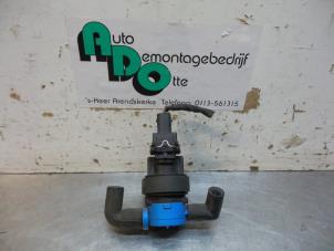 Gebruikte Diversen Mercedes CLK (C209) 3.2 320 V6 18V Prijs € 25,00 Margeregeling aangeboden door Autodemontagebedrijf Otte