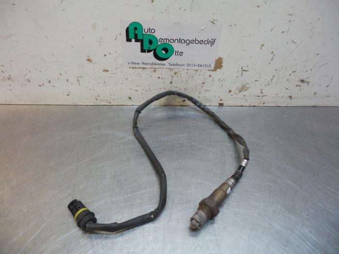 Gebruikte Lambda Sonde Mercedes CLK (C209) 3.2 320 V6 18V Prijs € 40,00 Margeregeling aangeboden door Autodemontagebedrijf Otte