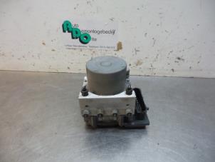 Gebruikte Computer ABS Toyota Aygo (B10) 1.0 12V VVT-i Prijs € 10,00 Margeregeling aangeboden door Autodemontagebedrijf Otte