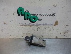 Gebruikte Luchtmassameter Citroen Jumper (U9) 2.2 HDi 100 Euro 4 Prijs € 25,00 Margeregeling aangeboden door Autodemontagebedrijf Otte
