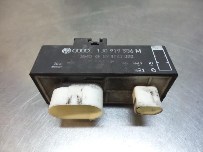 Gebruikte Computer Koeling Volkswagen Polo IV (9N1/2/3) 1.4 TDI 70 Prijs € 10,00 Margeregeling aangeboden door Autodemontagebedrijf Otte