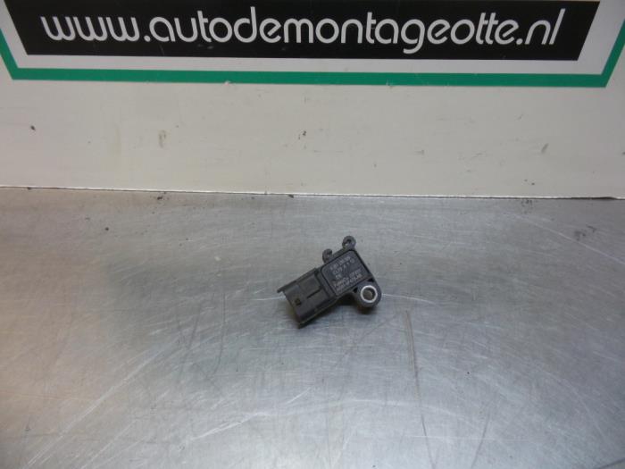 Gebruikte Map Sensor (inlaatspruitstuk) Ford Fiesta 6 (JA8) 1.0 EcoBoost 12V 125 Prijs € 15,00 Margeregeling aangeboden door Autodemontagebedrijf Otte