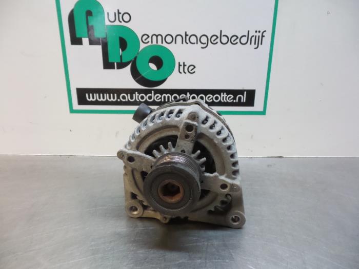 Gebruikte Alternator Ford Fiesta 6 (JA8) 1.0 EcoBoost 12V 125 Prijs € 50,00 Margeregeling aangeboden door Autodemontagebedrijf Otte