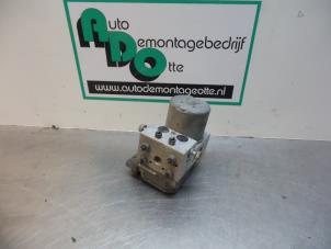 Gebruikte ABS Computer Peugeot 406 Coupé (8C) 2.2 16V Prijs € 100,00 Margeregeling aangeboden door Autodemontagebedrijf Otte