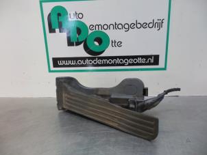 Gebruikte Gaspedaalpositie Sensor Volkswagen Golf V (1K1) 1.6 Prijs € 25,00 Margeregeling aangeboden door Autodemontagebedrijf Otte