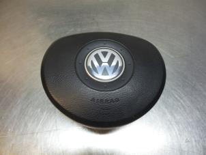 Gebruikte Airbag links (Stuur) Volkswagen Polo IV (9N1/2/3) 1.2 12V Prijs € 20,00 Margeregeling aangeboden door Autodemontagebedrijf Otte