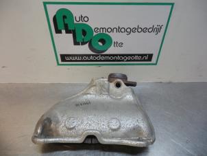 Gebruikte Uitlaatspruitstuk Renault Clio III (BR/CR) 1.2 16V 75 Prijs € 40,00 Margeregeling aangeboden door Autodemontagebedrijf Otte