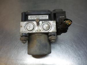 Gebruikte ABS Pomp Citroen C4 Coupé (LA) 1.4 16V Prijs € 50,00 Margeregeling aangeboden door Autodemontagebedrijf Otte