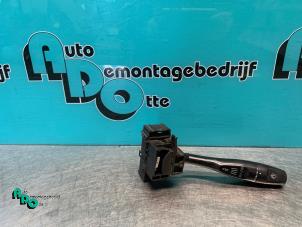 Gebruikte Schakelaar Ruitenwisser Mitsubishi L-400 2.5 TD Prijs € 15,00 Margeregeling aangeboden door Autodemontagebedrijf Otte