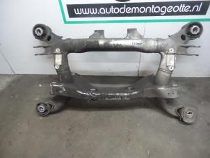 Gebruikte Subframe BMW 7 serie (E65/E66/E67) 740d V8 32V Prijs € 100,00 Margeregeling aangeboden door Autodemontagebedrijf Otte