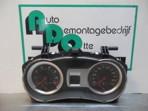 Gebruikte Instrumentenpaneel Renault Clio III (BR/CR) 1.6 16V Prijs € 25,00 Margeregeling aangeboden door Autodemontagebedrijf Otte