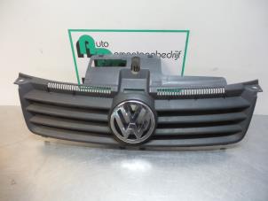 Gebruikte Grille Volkswagen Polo IV (9N1/2/3) 1.9 TDI 100 Prijs € 20,00 Margeregeling aangeboden door Autodemontagebedrijf Otte