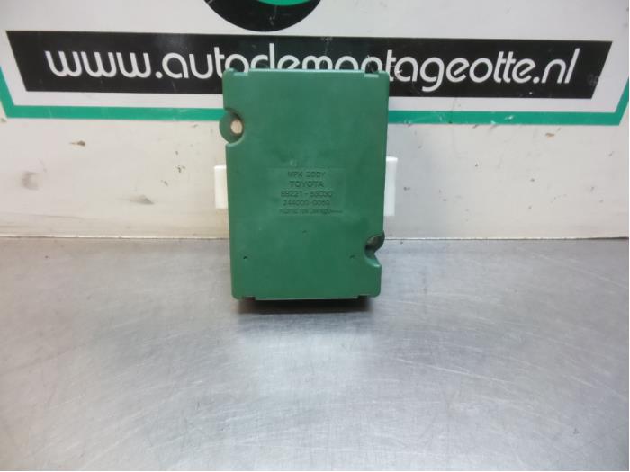 Gebruikte Module Bodycontrol Lexus IS (E2) 200 2.0 24V Prijs € 40,00 Margeregeling aangeboden door Autodemontagebedrijf Otte