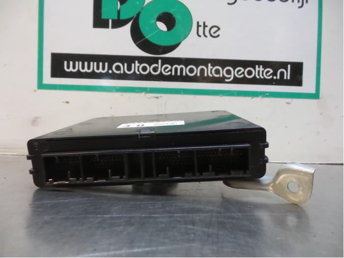 Gebruikte ABS Computer Lexus IS (E2) 200 2.0 24V Prijs € 20,00 Margeregeling aangeboden door Autodemontagebedrijf Otte