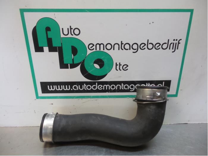 Gebruikte Intercooler Slang Volkswagen Golf Plus (5M1/1KP) 1.9 TDI 105 Prijs € 20,00 Margeregeling aangeboden door Autodemontagebedrijf Otte