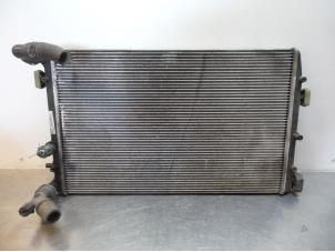 Gebruikte Radiateur Seat Ibiza III (6L1) 1.8 Turbo 20V FR Prijs € 25,00 Margeregeling aangeboden door Autodemontagebedrijf Otte