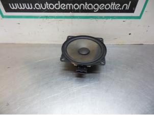 Gebruikte Speaker Volkswagen Golf V (1K1) 1.6 Prijs € 10,00 Margeregeling aangeboden door Autodemontagebedrijf Otte