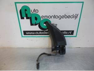 Gebruikte Speaker Volkswagen Golf V (1K1) 1.6 FSI 16V Prijs € 10,00 Margeregeling aangeboden door Autodemontagebedrijf Otte