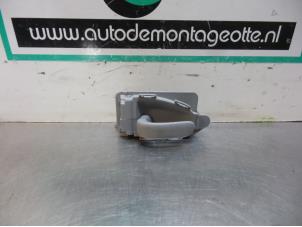 Gebruikte Portiergreep 4Deurs links-achter Citroen Xsara Picasso (CH) 1.6 Prijs € 15,00 Margeregeling aangeboden door Autodemontagebedrijf Otte