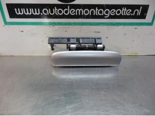 Gebruikte Deurgreep 4Deurs rechts-achter Citroen Xsara Picasso (CH) 1.6 Prijs € 20,00 Margeregeling aangeboden door Autodemontagebedrijf Otte