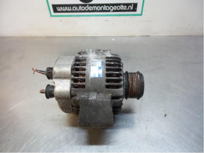 Gebruikte Dynamo Jaguar X-type 2.1 V6 24V Prijs € 40,00 Margeregeling aangeboden door Autodemontagebedrijf Otte