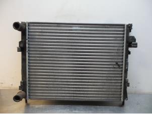 Gebruikte Radiateur Opel Vivaro 1.9 DI Prijs € 40,00 Margeregeling aangeboden door Autodemontagebedrijf Otte