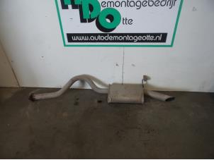 Gebruikte Uitlaat Einddemper Hyundai H-300 2.5 CRDi Prijs € 50,00 Margeregeling aangeboden door Autodemontagebedrijf Otte