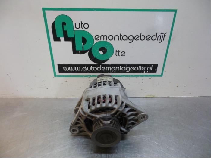 Gebruikte Alternator Fiat Doblo Cargo (223) 1.9 D Prijs € 35,00 Margeregeling aangeboden door Autodemontagebedrijf Otte