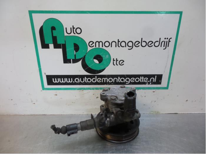 Gebruikte Pomp Servo Audi A3 (8L1) 1.8 20V Prijs € 20,00 Margeregeling aangeboden door Autodemontagebedrijf Otte