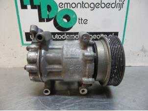 Pomp Airco van een Renault Twingo II (CN) 1.2 2008