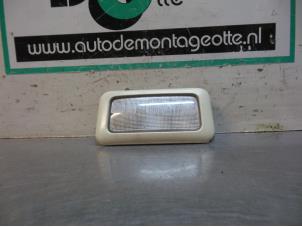 Gebruikte Binnenverlichting achter Lancia Musa 1.4 16V Prijs € 20,00 Margeregeling aangeboden door Autodemontagebedrijf Otte