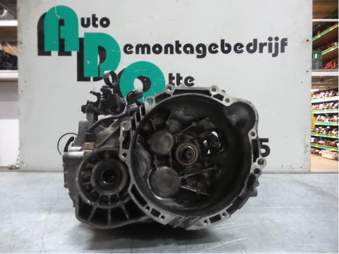 Gebruikte Versnellingsbak Kia Sportage (JE) 2.0 CRDi 16V VGT 4x2 Prijs € 350,00 Margeregeling aangeboden door Autodemontagebedrijf Otte