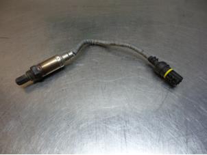 Gebruikte Lambda Sonde BMW 5 serie (E60) 520i 24V Prijs € 30,00 Margeregeling aangeboden door Autodemontagebedrijf Otte