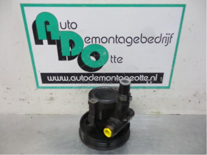 Gebruikte Servopomp Nissan Kubistar (F10) 1.5 dCi 65 Prijs € 30,00 Margeregeling aangeboden door Autodemontagebedrijf Otte