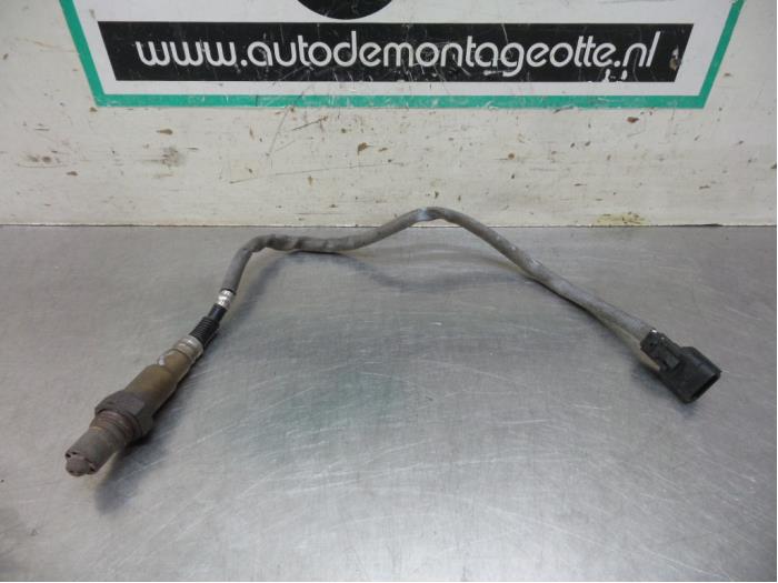 Gebruikte Lambda Sonde Renault Twingo II (CN) 1.2 Prijs € 15,00 Margeregeling aangeboden door Autodemontagebedrijf Otte