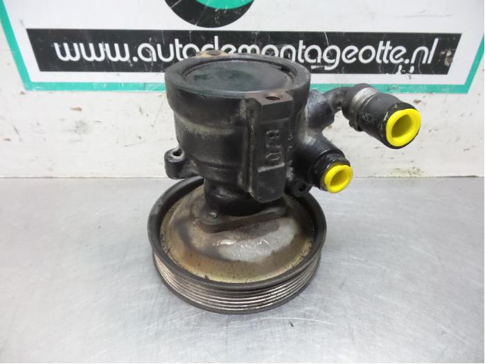 Gebruikte Servopomp Fiat Strada (178/278) 1.9 JTD Prijs € 40,00 Margeregeling aangeboden door Autodemontagebedrijf Otte